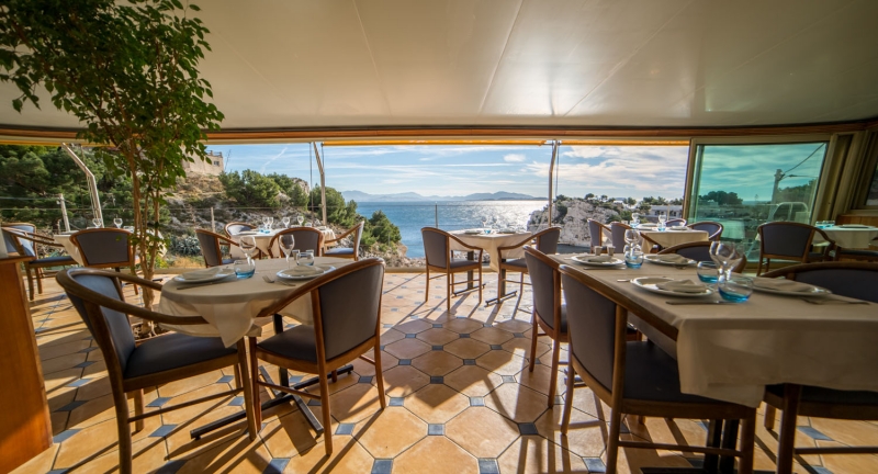 Restaurant de poissons avec vue Panoramique sur Marseille, L'Auberge du Merou