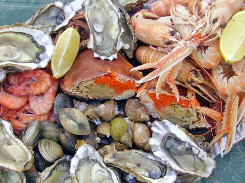 Fruits de mer Marseille PIERROT COQUILLAGES