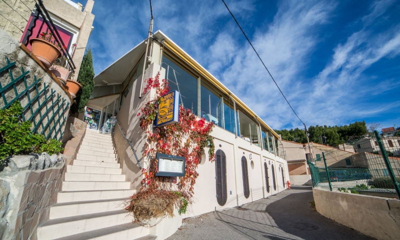 Restaurant de poissons avec vue Panoramique sur Marseille, L'Auberge du Merou
