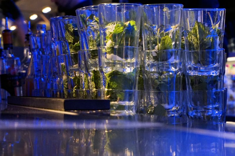 Bar tapas à Marseille Vieux Port Le Havana Café